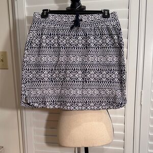 Croft & Barrow Navy and White Mini Skort